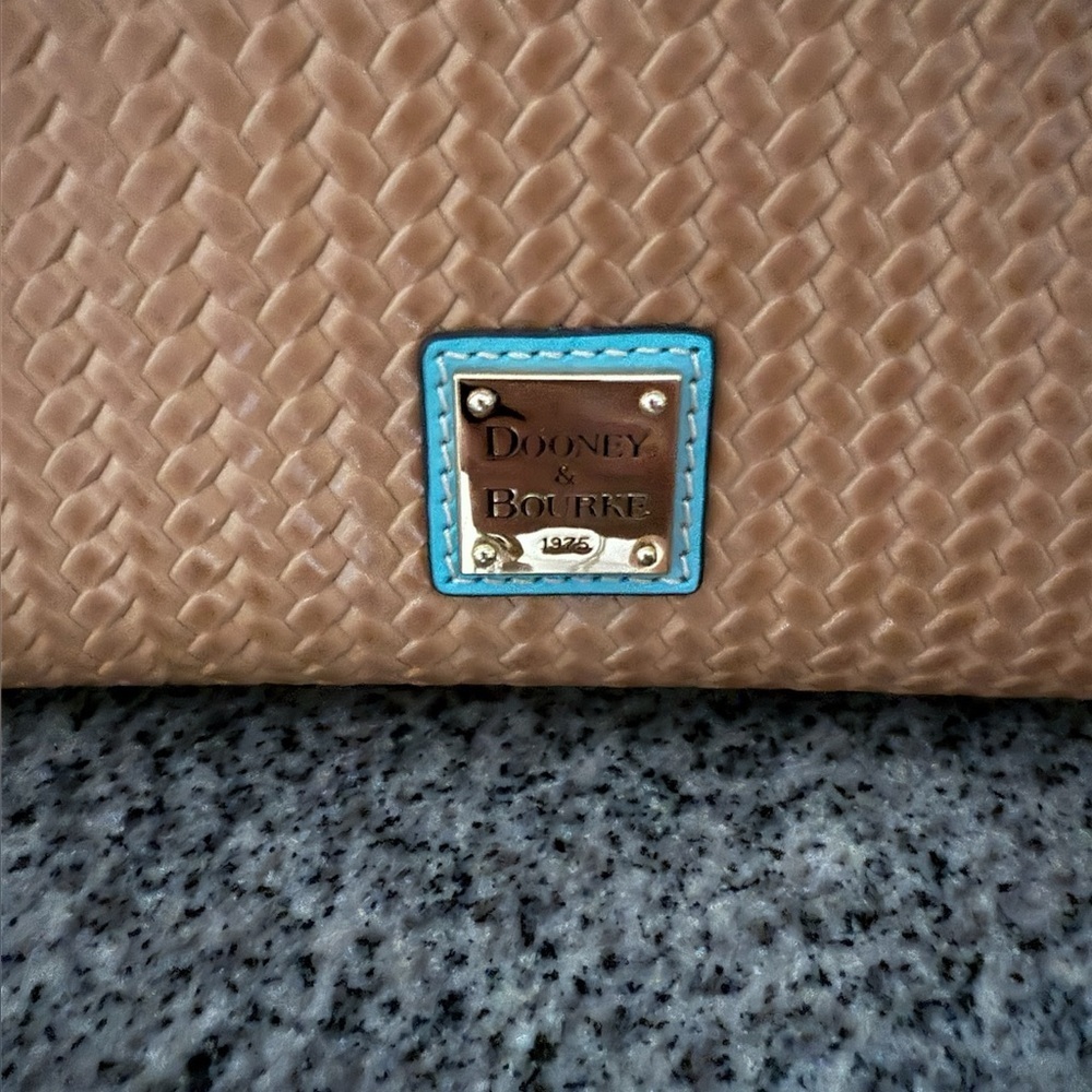 Dooney & Bourke Janine Straw Tote with Zipper | NWT - Picture 4 of 11